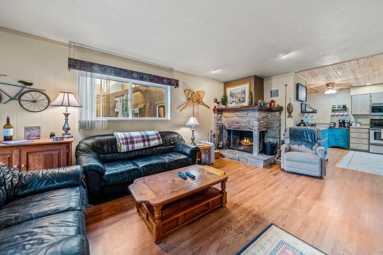 Getaway Condo Warrensburg Экстерьер фото
